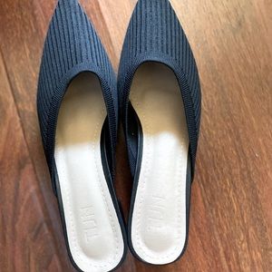 TIJN women shoes  Size 8